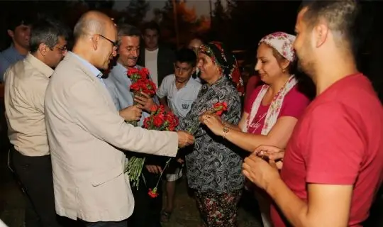 BAKAN ŞİMŞEK ŞAHİNBEY’DE VATANDAŞLARLA BULUŞTU