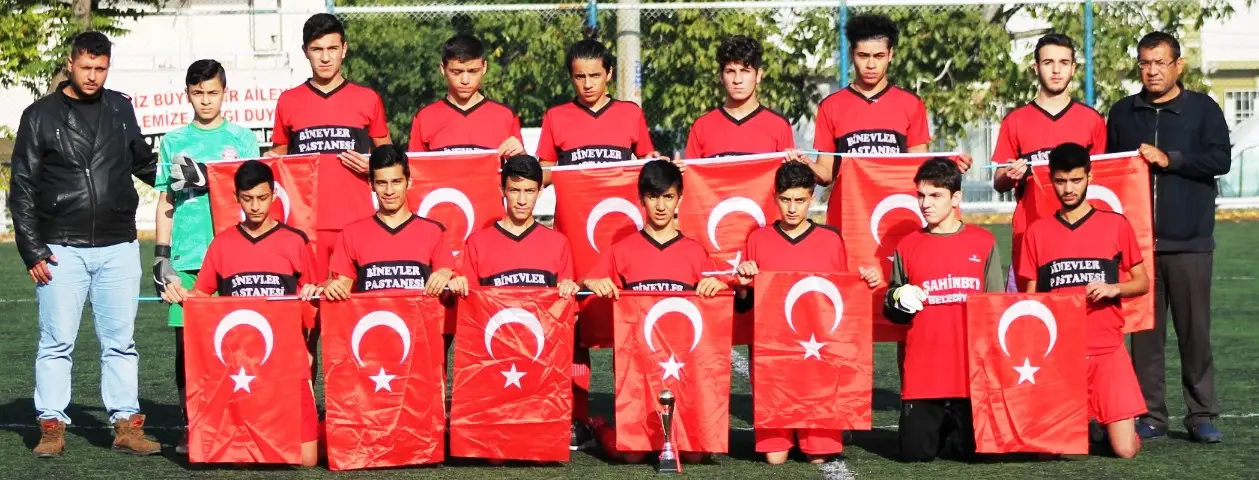 BİNEVLERSPOR ŞAMPİYON