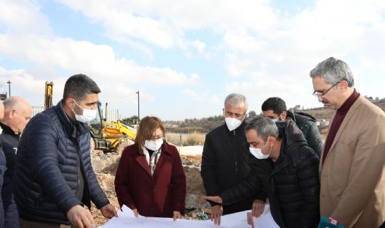 BÜYÜKŞEHİR YENİ KARAVAN ALANI İÇİN ÇALIŞMALARI ARALIKSIZ SÜRDÜRÜYOR