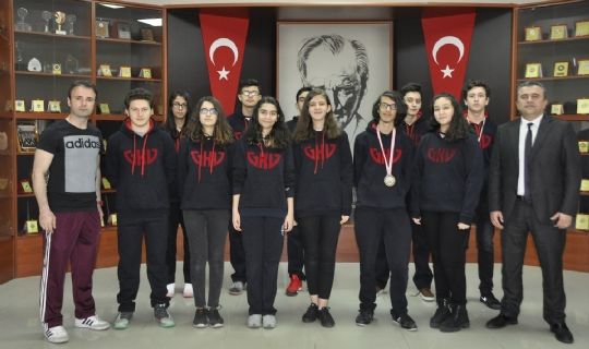 Gaziantep Kolej Vakfı Özel Liseleri Başarıya Doymuyor
