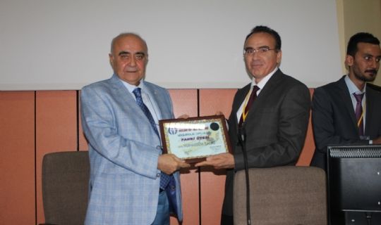 BALAT ÜNİVERSİTE ÖĞRENCİLERİYLE BULUŞTU