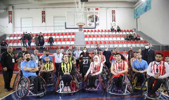 - ŞAHİN: ENGELLİ SPORCULARIMIZ ŞEHRİMİZE SON İKİ YILDA 600 MADALYA KAZANDIRDI