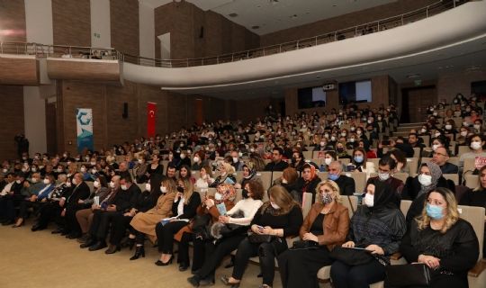 BÜYÜKŞEHİR TÜRK MUSİKİ KOROSU’NDAN KADINLAR GÜNÜNE ÖZEL KONSER