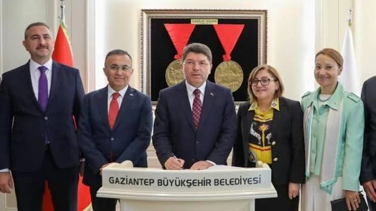 Adalet Bakanı Yılmaz Tunç Gaziantep’te: Adli Tıp Kurumu Temel Atma Törenine Katılacak