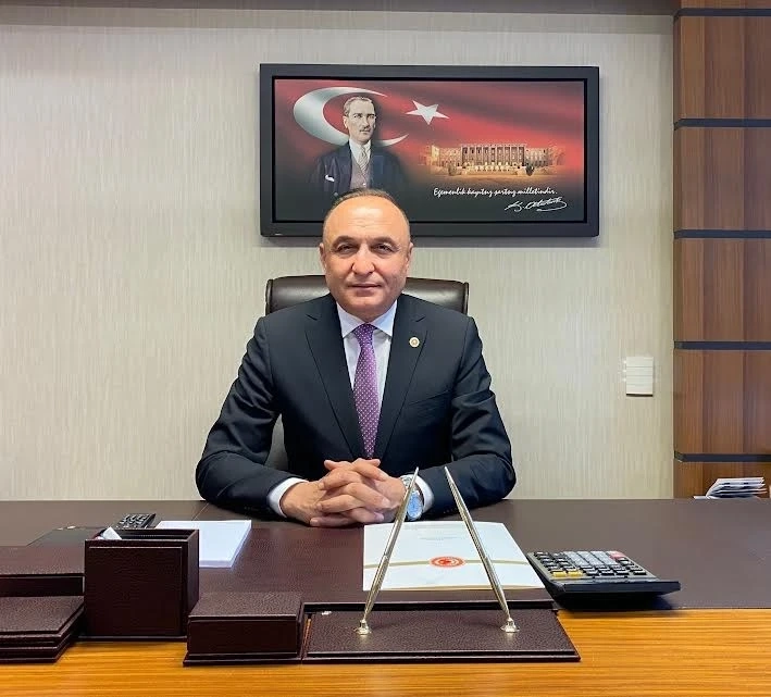 Antep Fıstığında İhracatçıdan İthalatçıya: Çiftçi İflasa Sürükleniyor
