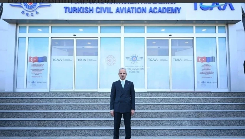 Bakan Uraloğlu’ndan Gaziantep’e Hava Kampüsü Müjdesi