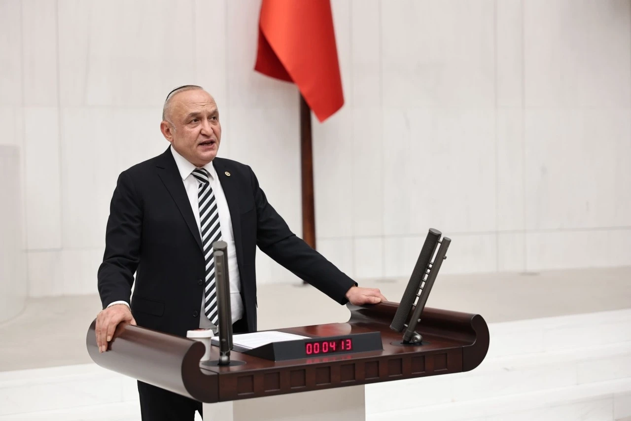 CHP’li Melih Meriç’ten Göç ve Uyum Bakanlığı Çağrısı