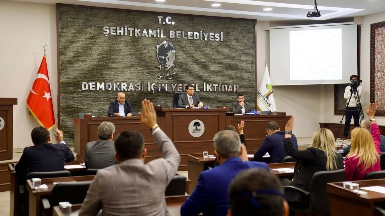 CHP Şehitkamil’de Yeni Bir Deprem Daha: Ali Cem Tepe'den İstifa Sinyali!
