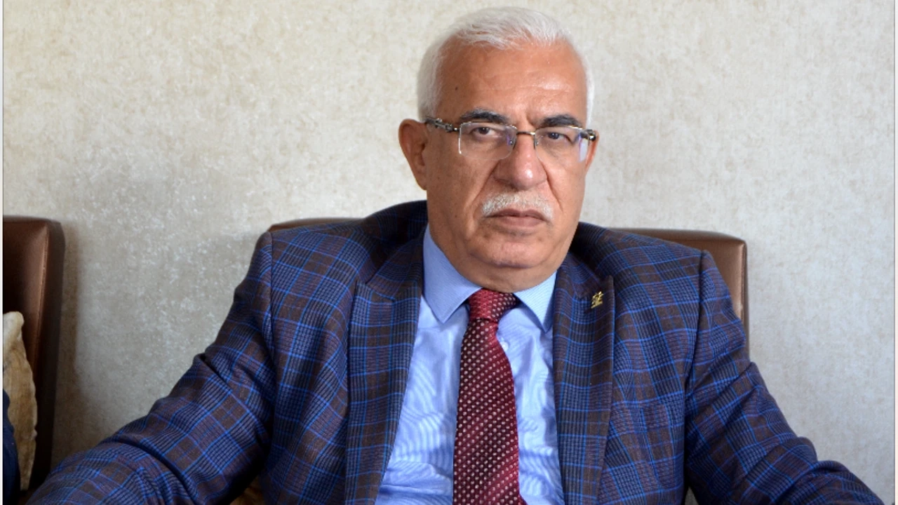 Cuma Reyhan Uyardı! Göz Sağlığınızı Kaybedebilirsiniz!