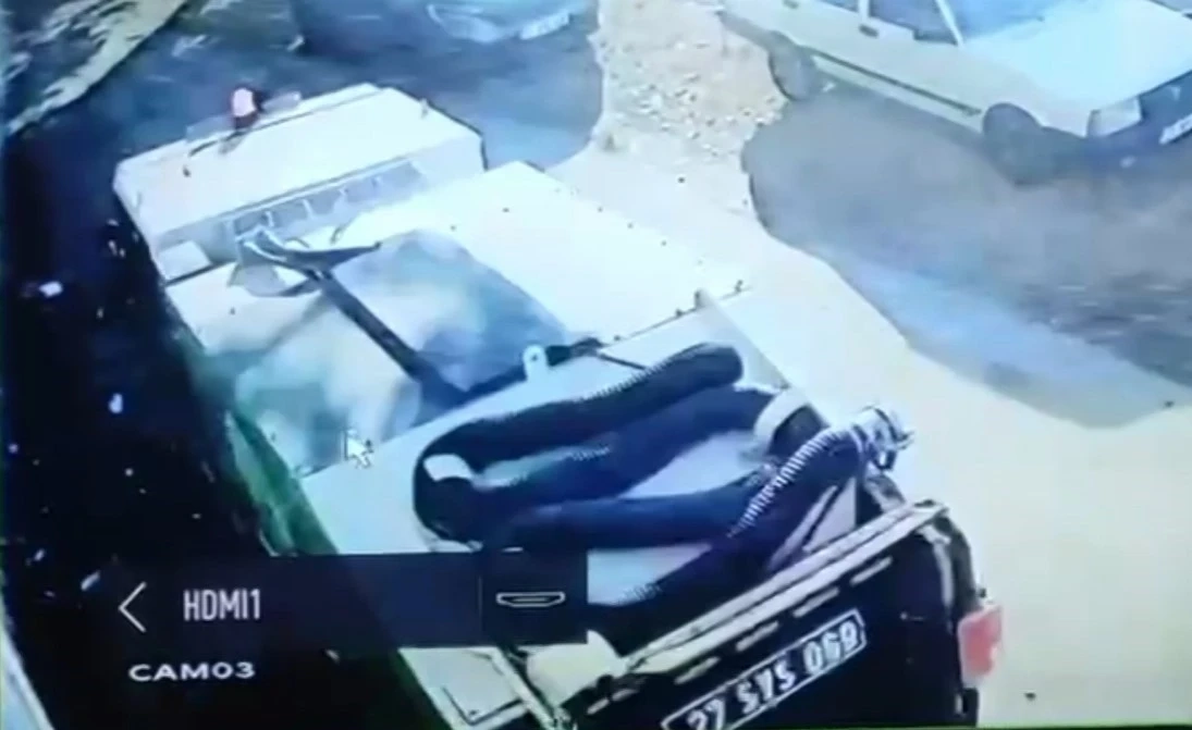 Düşürdüğü 40 gram altın 40 tonluk çöplükte bulundu, gözyaşlarına hakim olamadı