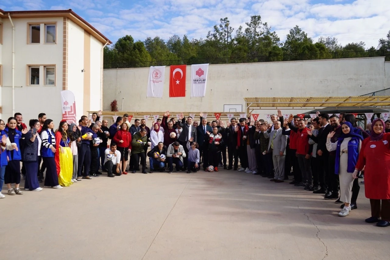 &ldquo;Engelleri Sevgiyle Aşıyoruz&rdquo;