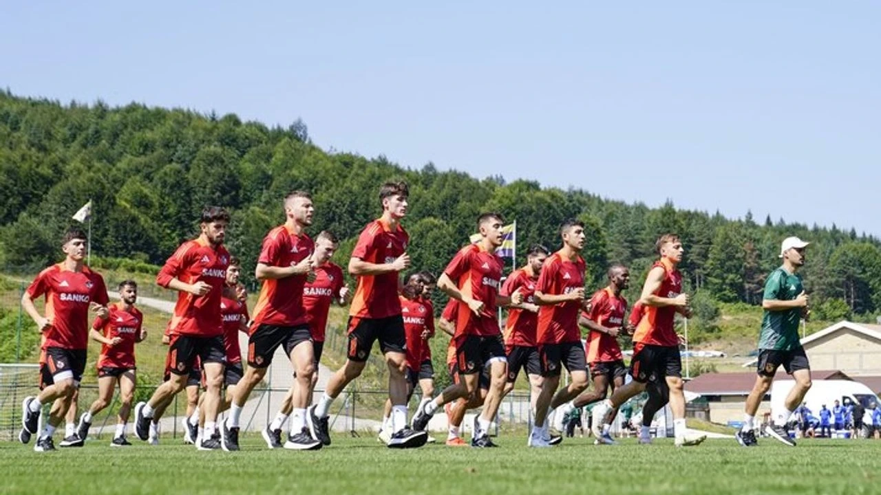 Gaziantep FK’da Şok! 8 İsimle Yollar Ayrıldı