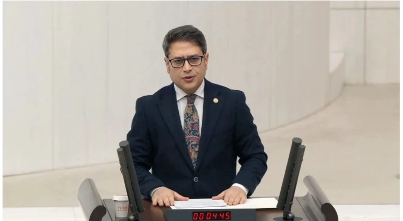 Gaziantep Milletvekili Ali Şahin’den 1 Mayıs Mesajı: “Emeğin ve Alın Teriyle Türkiye’yi Aydınlık Yarınlara Taşıyoruz”