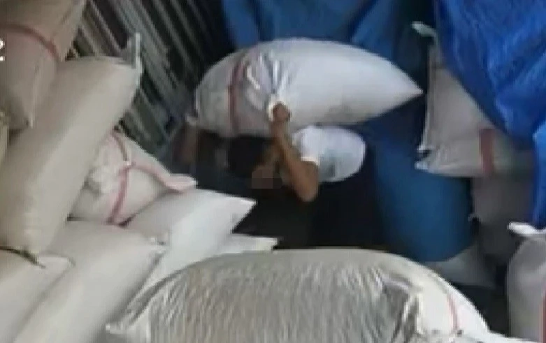 Gaziantep’te 450 bin TL’lik Antep fıstığı hırsızlığı kamerada