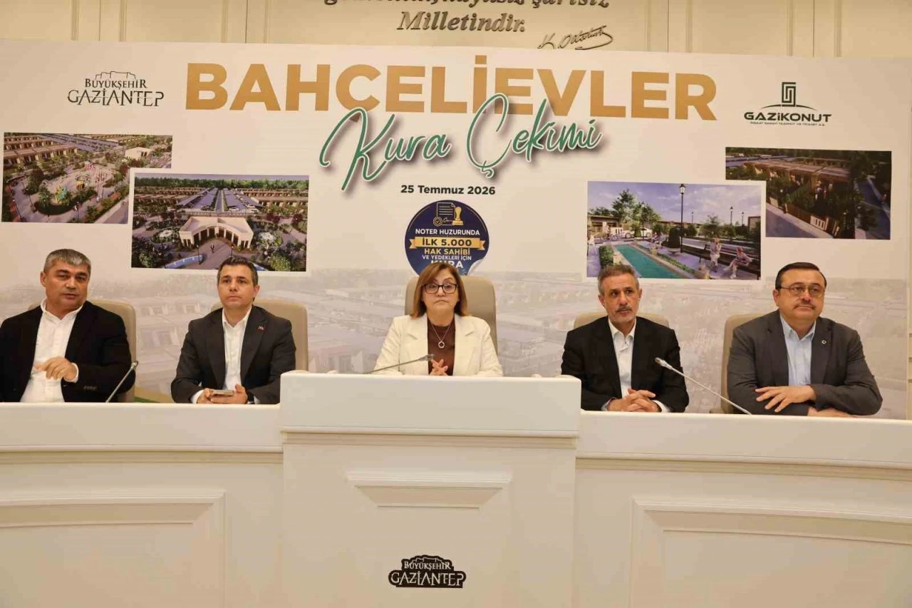 Gaziantep'te Bah&ccedil;elievler Projesinde hak sahibi olan 5 bin kişi belirlendi