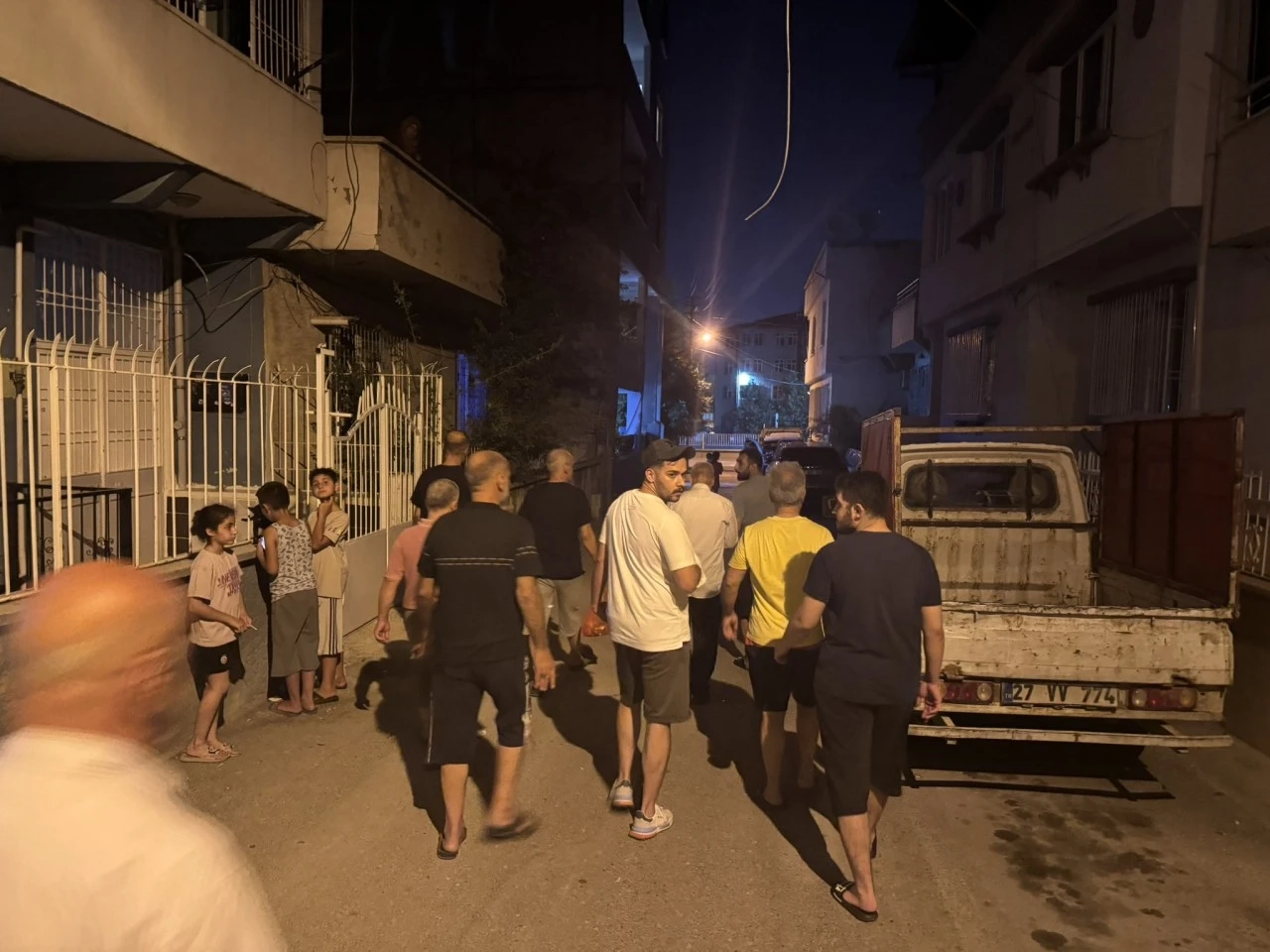 Gaziantep’te Elektrik Kesintileri Vatandaşı İsyan Ettirdi: Tepkiler Sokaklara Taştı
