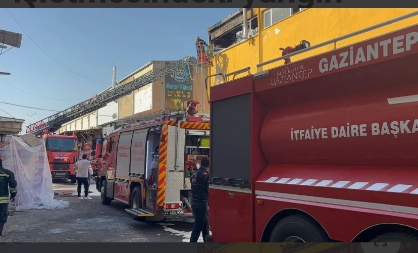 Gaziantep’te Gıda İşletmesinde Korkutan Yangın!