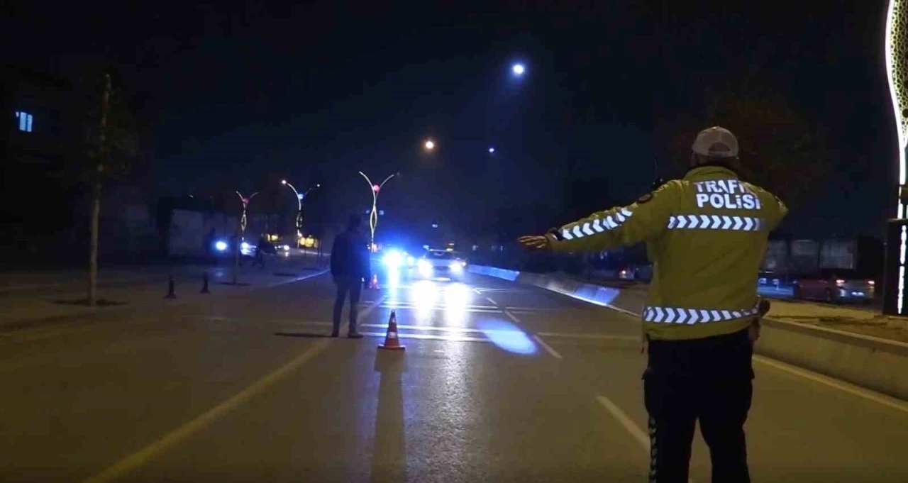 Gaziantep’te "Huzur 27" uygulaması kapsamında 71 araca 797 bin 439 TL ceza kesildi