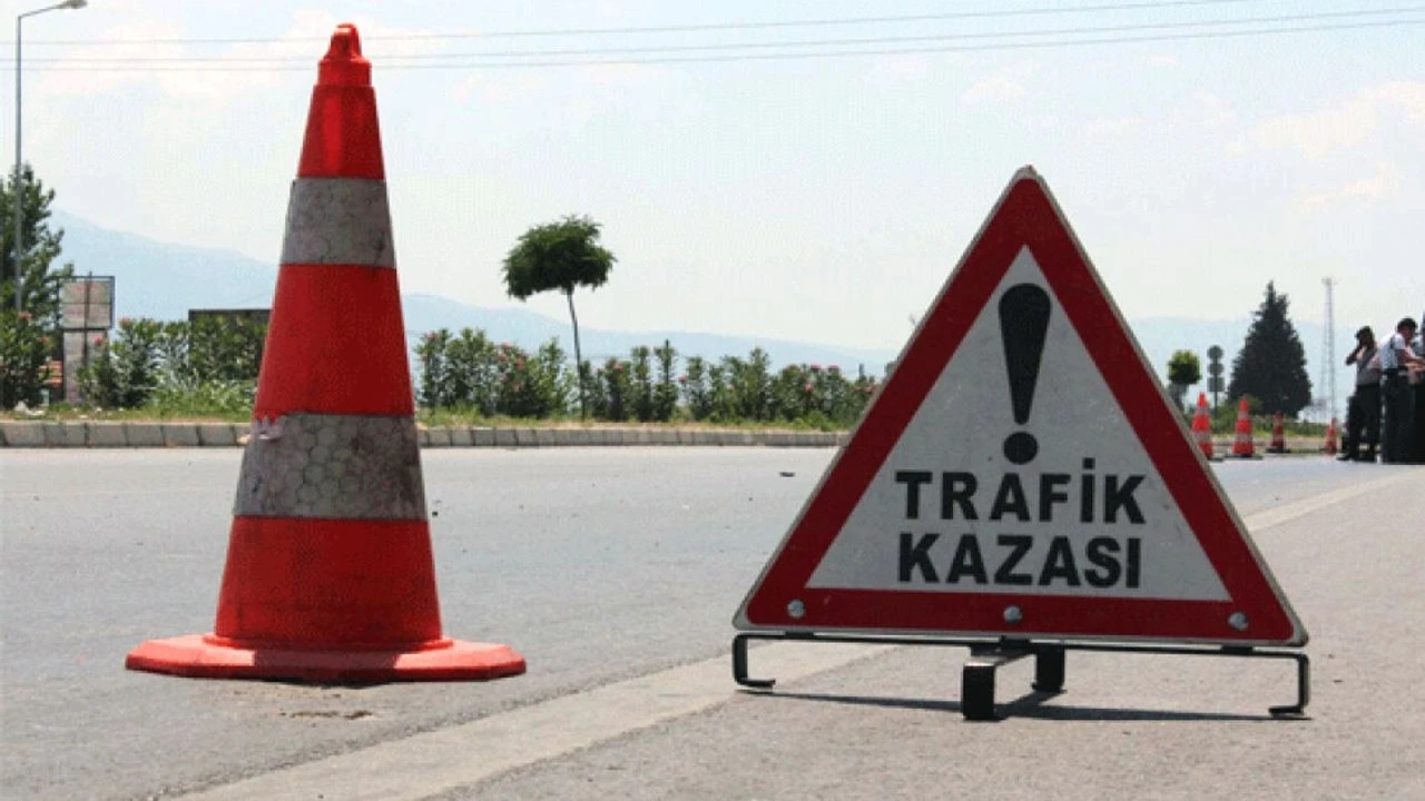 Gaziantep’te Kaza: Sürücü Hastaneye Kaldırıldı