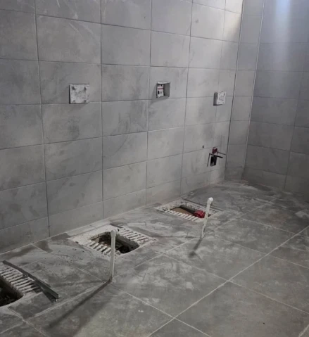 Gaziantep Üniversitesi’nde İş Bilmezlik: 1.500 Öğrenci İki Aydır Ortak Tuvalet Kullanıyor!