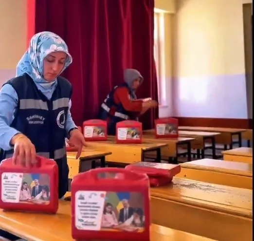 Gaziantepli öğrencilerin hediyesi Şahinbey’den…