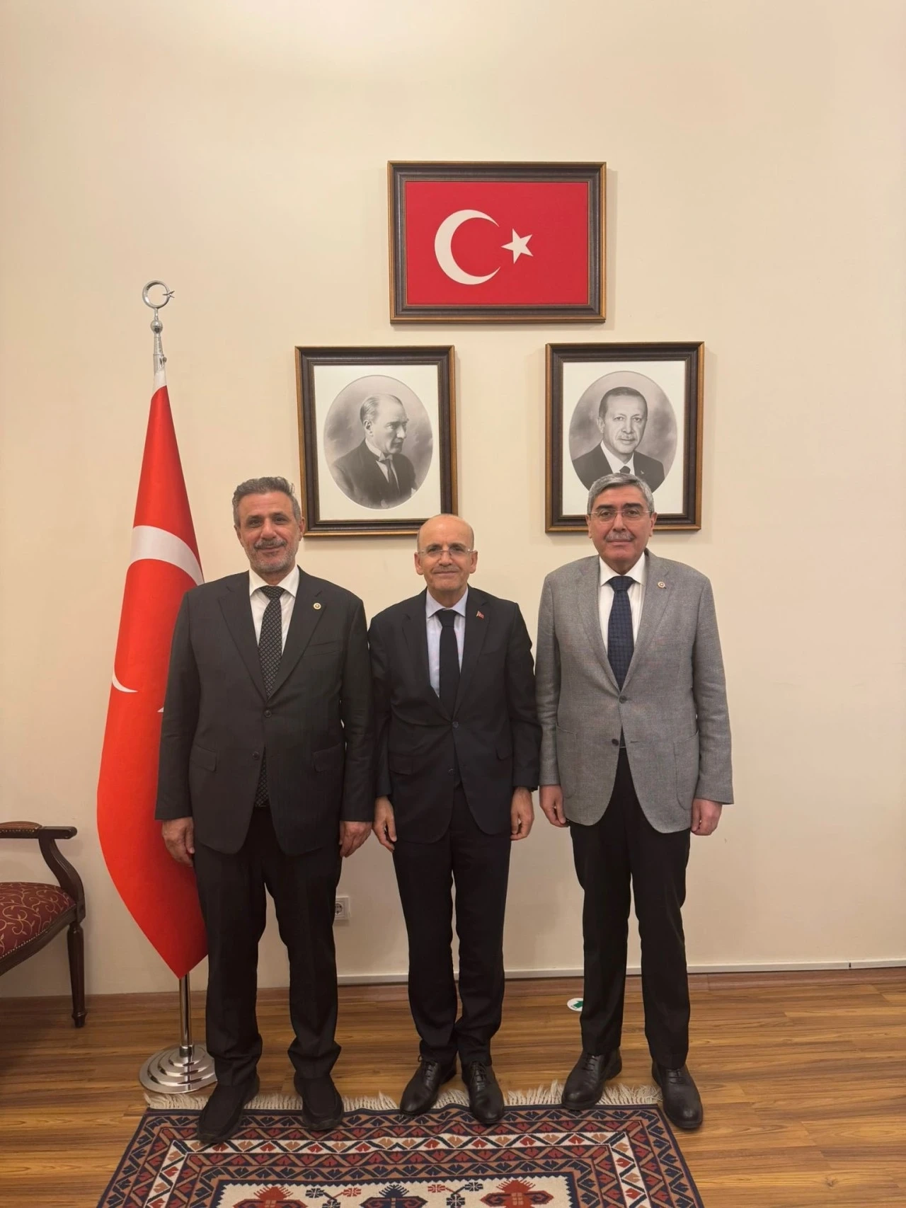 Gaziantepli Vekillerden Mehmet Şimşek’e Ziyaret: Ekonomik Sıkıntılar Masada