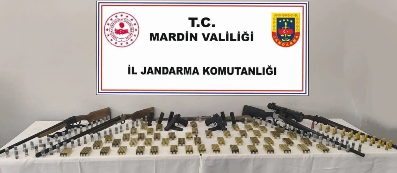 Jandarma Silah ve Mühimmat ele geçirdi