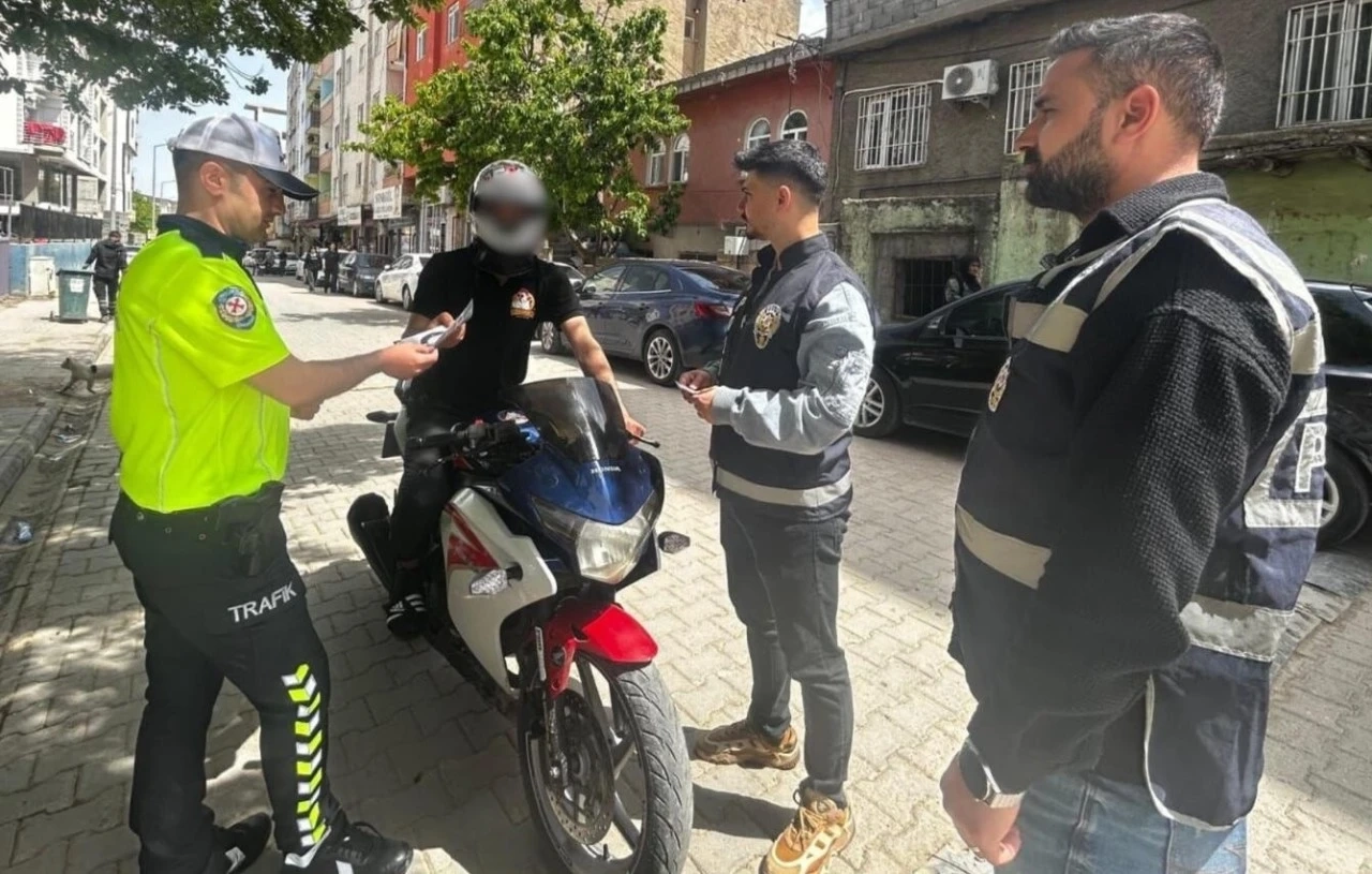 Mardin'de Emniyet Motosiklet ve Motorlu Bisiklet Denetimi