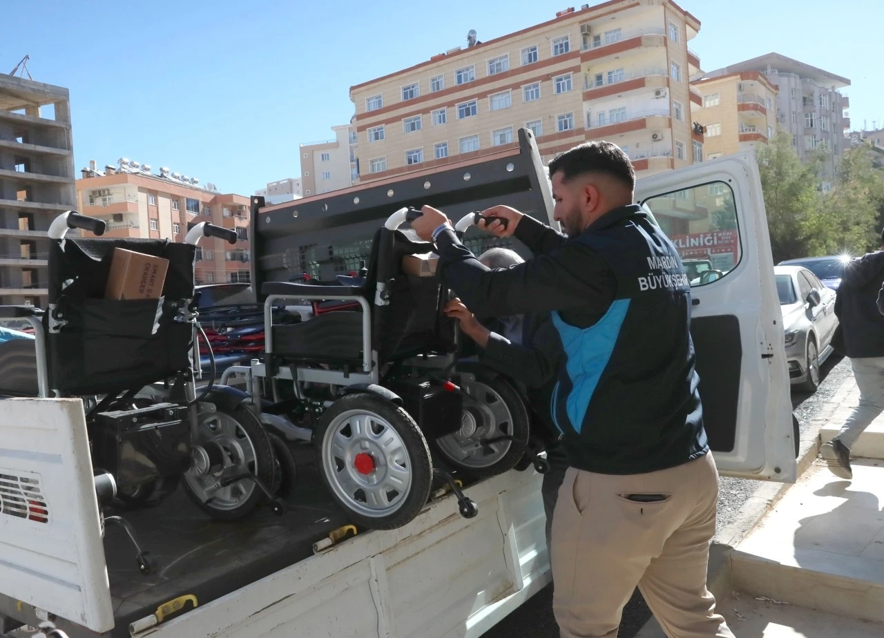Mardin'de, Engelli ve Yaşlı Vatandaşlara Medikal Destek