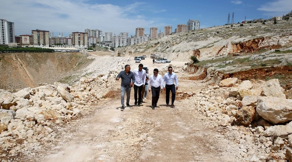 Mardin'de, Ravza-Kasımiye Yol çalışmaları devam ediyor