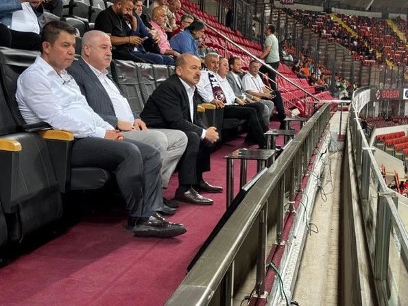 MHP Gaziantep Milletvekili ve TBMM İdari Amiri Sermet Atay’dan GFK – Gençlerbirliği Maçına Destek: “Başarılar Gazi Şehir”