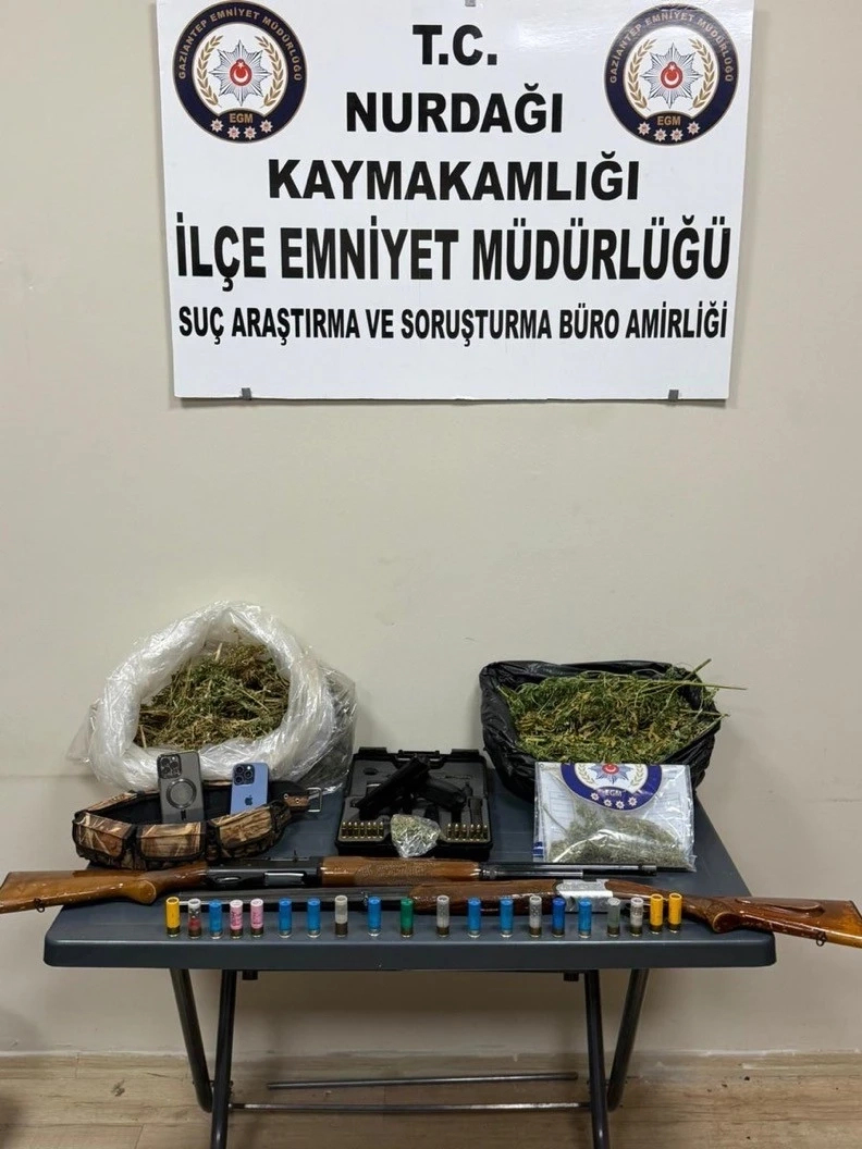 Nurdağı’nda Uyuşturucu ve Silah Operasyonu: 4 Şüpheli Yakalandı