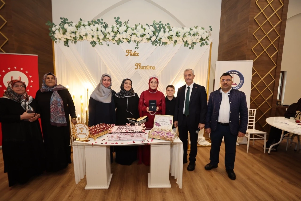 Şahinbey Millet Camii ve Külliyesi’nde İlk Hafızlık Töreni Gerçekleşti