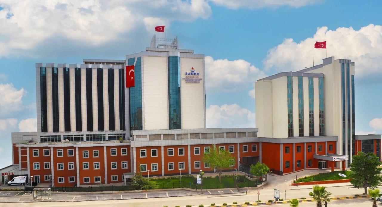 SANKO &Uuml;niversitesi Hastanesi Sa&ccedil; Ekim Merkezi Hizmete A&ccedil;ıldı