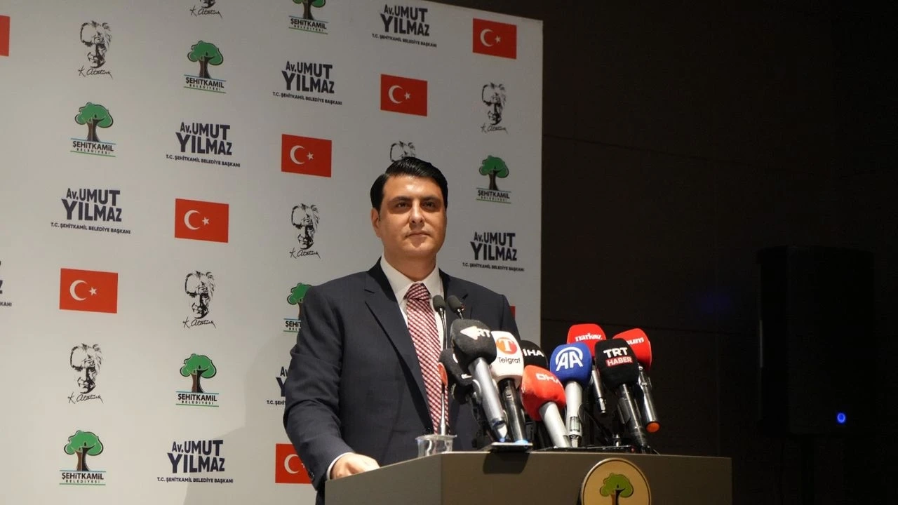 Şehitkamil Meclisi'nde Umut Yılmaz'a Şok!