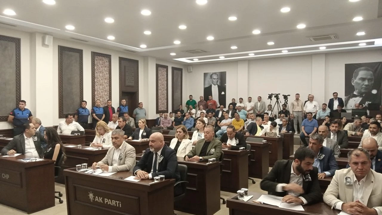 Şehitkamil meclisinde gündem Gaziantep FK ve Şekabel! Meclis karıştı