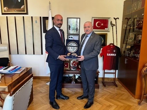 TBMM İdare Amiri ve MHP Gaziantep Milletvekili Sermet Atay’a Ülkü Ocakları’ndan Ziyaret