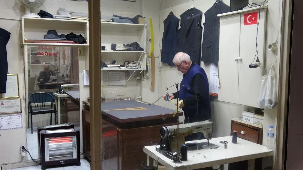 Terzilik mesleğinde yarım asrı geride bıraktı
