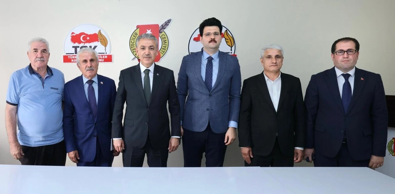 Vali Tuncay Akkoyun’dan Gazeteciler Cemiyeti’ne Ziyaret