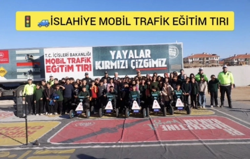 1000 &ouml;ğrenciye İslahiye&rsquo;de uygulamalı trafik eğitimi