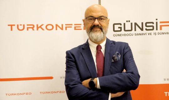 Öztürkmen: Gazetecilerin sorumlulukları daha da artmıştır