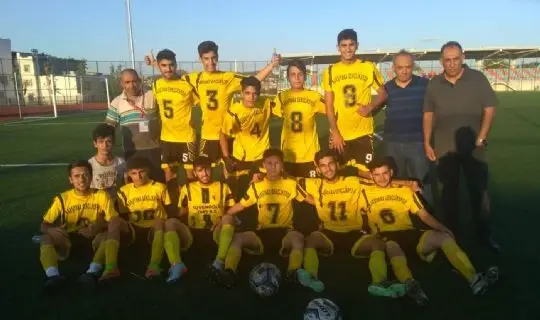 KARŞIYAKASPOR ZOR KAZANDI 3-2