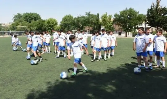 ŞAHİNBEY YAZ SPOR OKULLARINA YOĞUN İLGİ