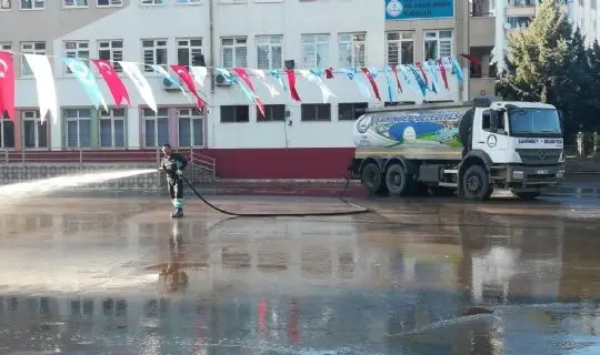 ŞAHİNBEY BELEDİYESİ’NDEN KURBAN BAYRAMI TEMİZLİĞİ