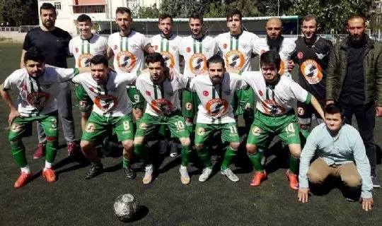 &Uuml;naldıspor &Ouml;zbeşiktaşspor ile hazırlık ma&ccedil;ı oynadı 2-2