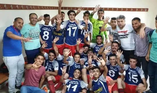 ÜÇOKLAR DEMİRSPOR SÜPER GENÇLER LİGİNE YÜKSELDİ