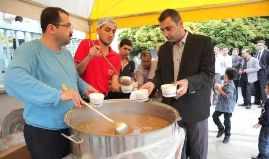 B&Uuml;Y&Uuml;KŞEHİR, MUHARREM AYINDA 100 BİN KİŞİYE AŞURE DAĞITMAYI HEDEFLİYOR