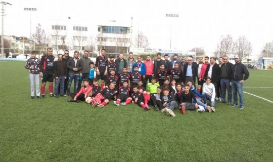 HACI BABA ÖZGENÇLİKSPOR AKDAMARSPOR İLE HAZIRLIK MAÇI OYNAYACAK