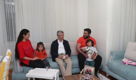 BAŞKAN TAHMAZOĞLU’NDAN ÇAT KAPI ZİYARET