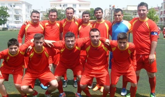 İstiklalspor Ayıntap Gençlikspor’u 8-5 yendi